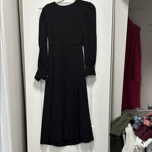 Babaton Classic Black Long Sleeve Dress